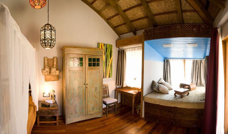 100% Fun Hotel Tarifa Luaran gambar