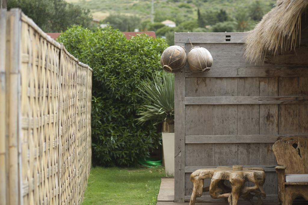 100% Fun Hotel Tarifa Luaran gambar